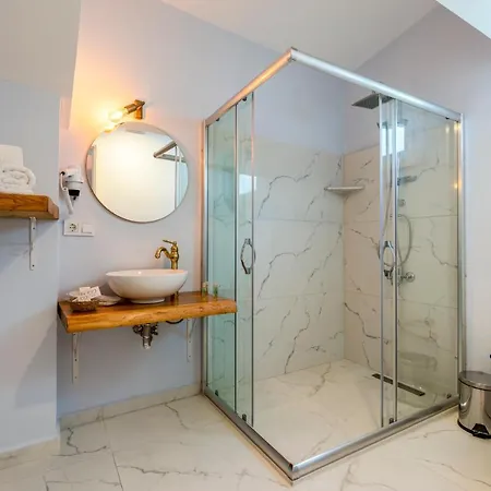 Hotel Aya Butik Adalar