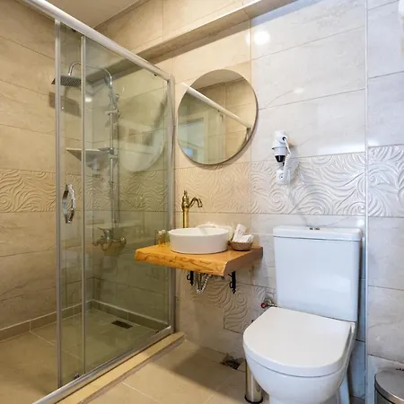 Hotel Aya Butik Prinseneilanden