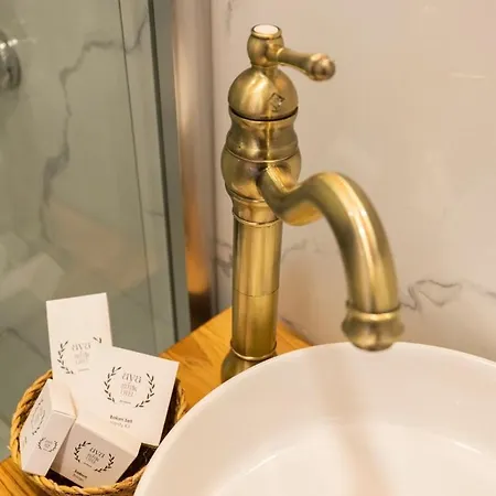 Aya Butik Hotel *
