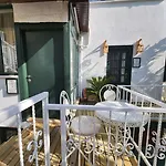 Aya Butik * Adalar