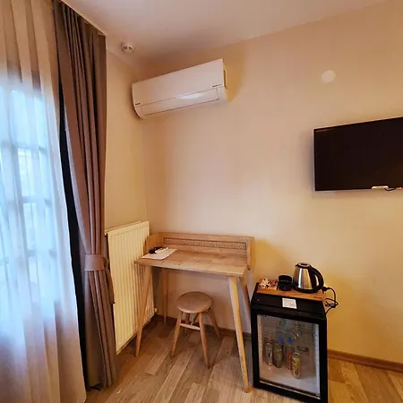 Aya Butik Hotel *