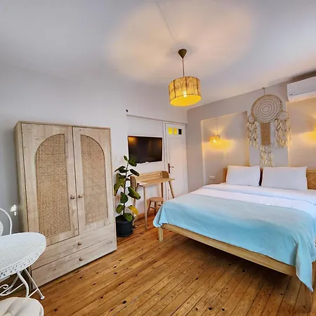 Aya Butik Hotel *